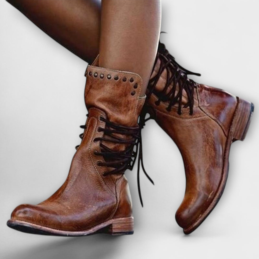 Carmen –  Boots