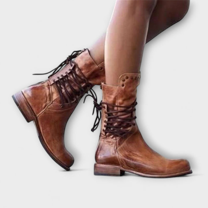 Carmen –  Boots