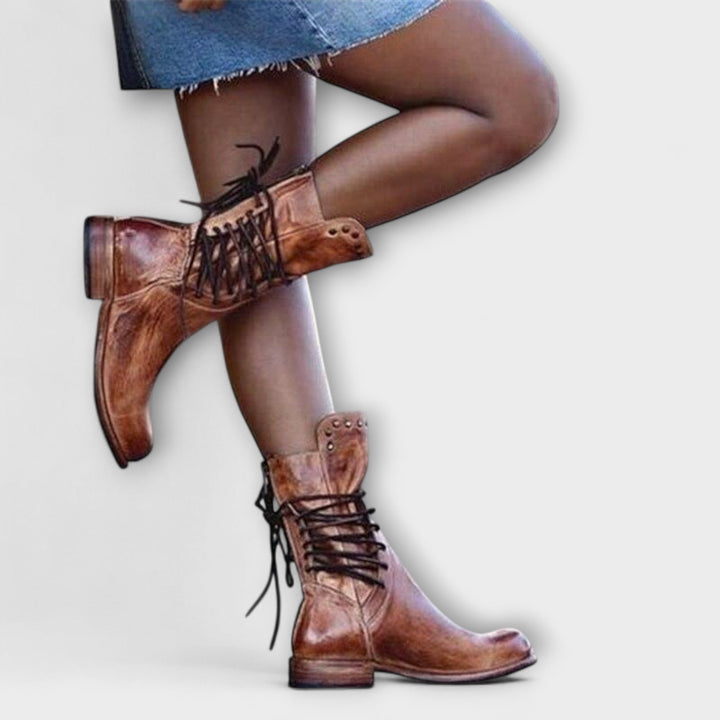 Carmen –  Boots