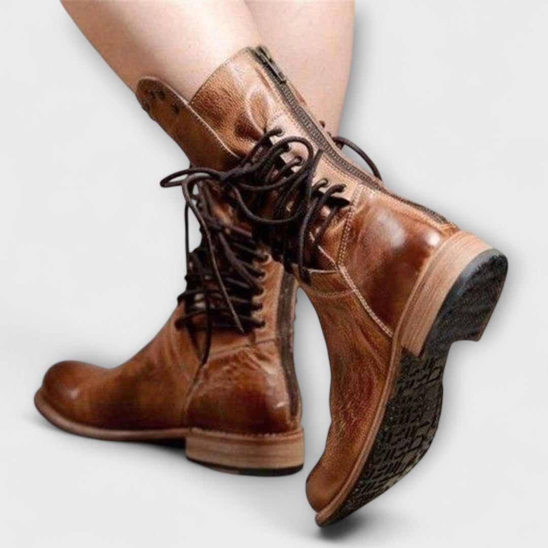 Carmen –  Boots