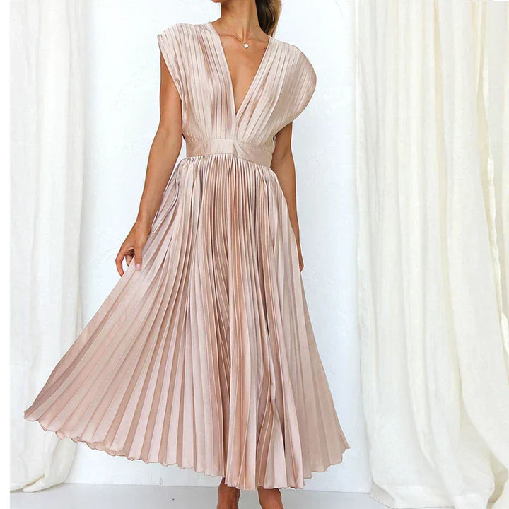Haven | Maxi Dress with V-Neck and Pleats