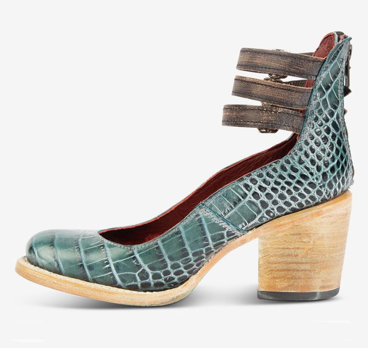 Ava | Vintage Pumps