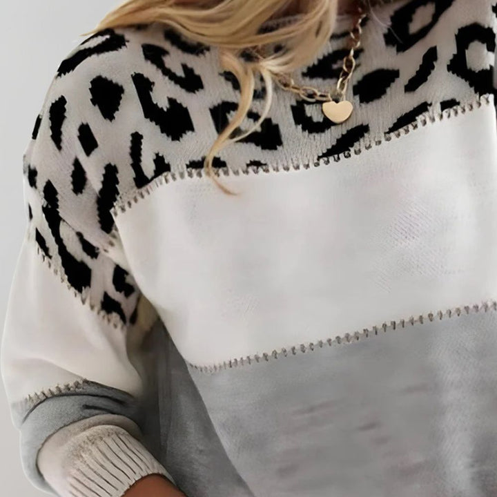CINDY | Sweater with Knit and Character