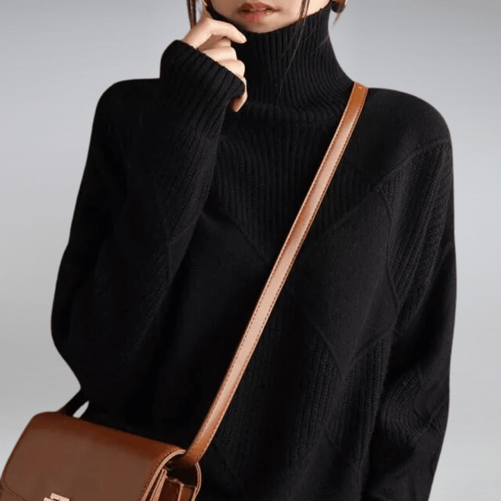 SOLENE | Luxe Soft Turtleneck